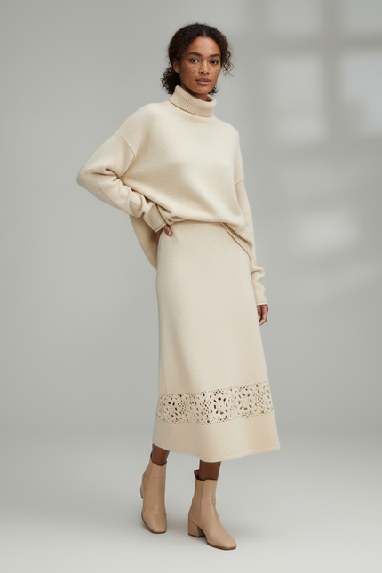Jupe Longue Crème Ajourée Élégante