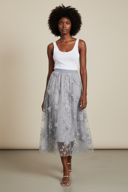 Jupe Longue Grise Brodée Élégante