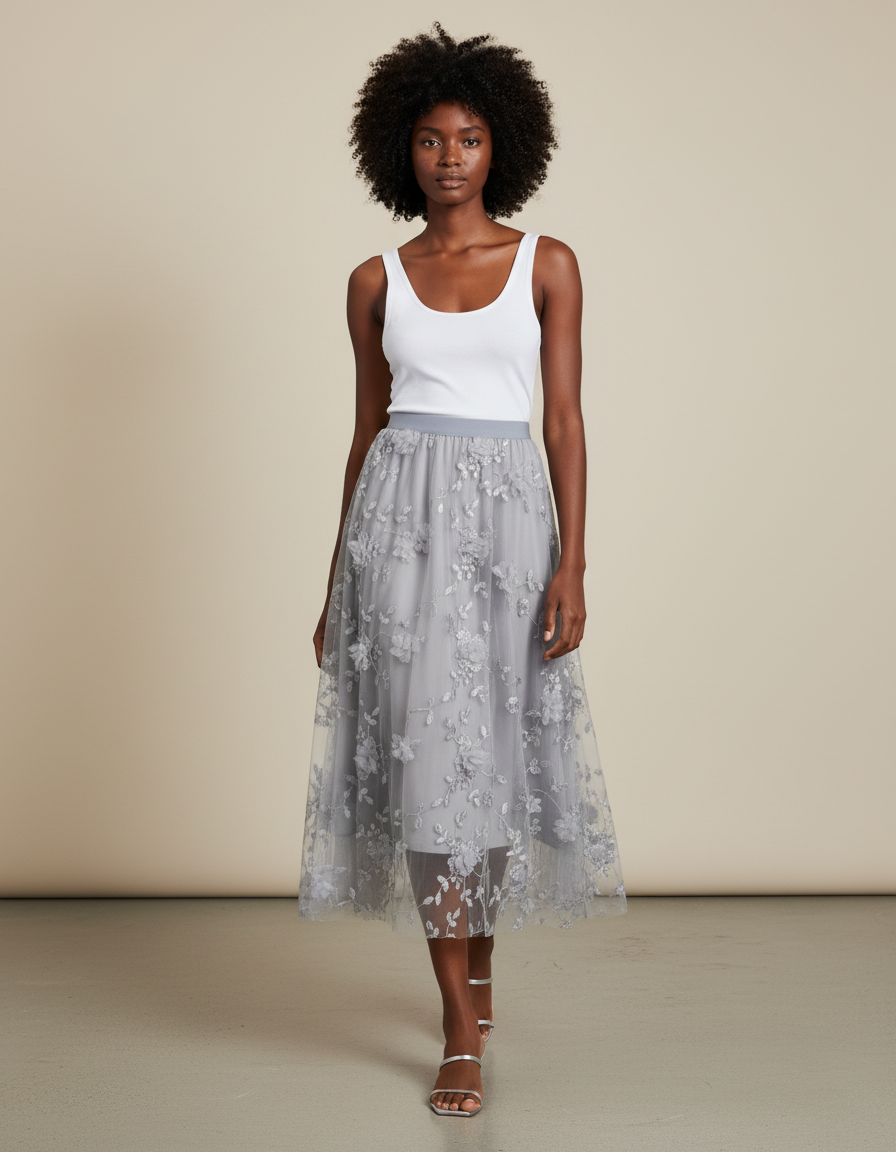 Jupe Longue Grise Brodée Élégante