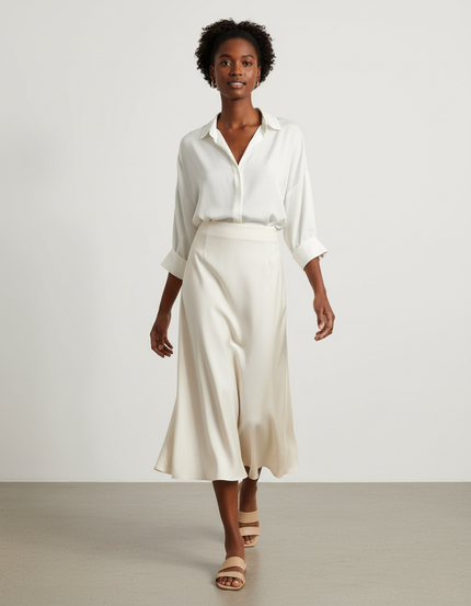 Jupe Longue Satin Crème Élégante
