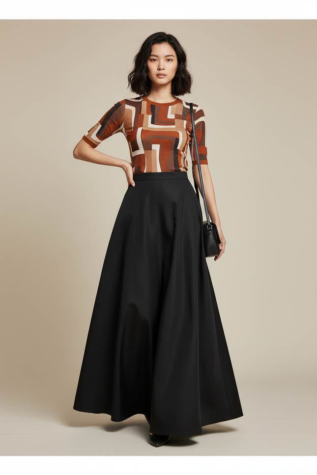 Jupe Longue Noire Satin Élégante