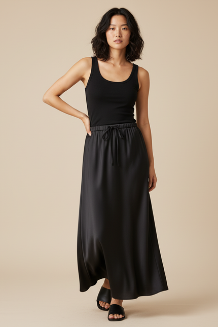 Jupe Longue Noire Satinée Élégante Bohème