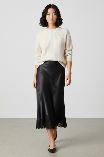 Jupe Longue Satin Noire Dentelle Élégante