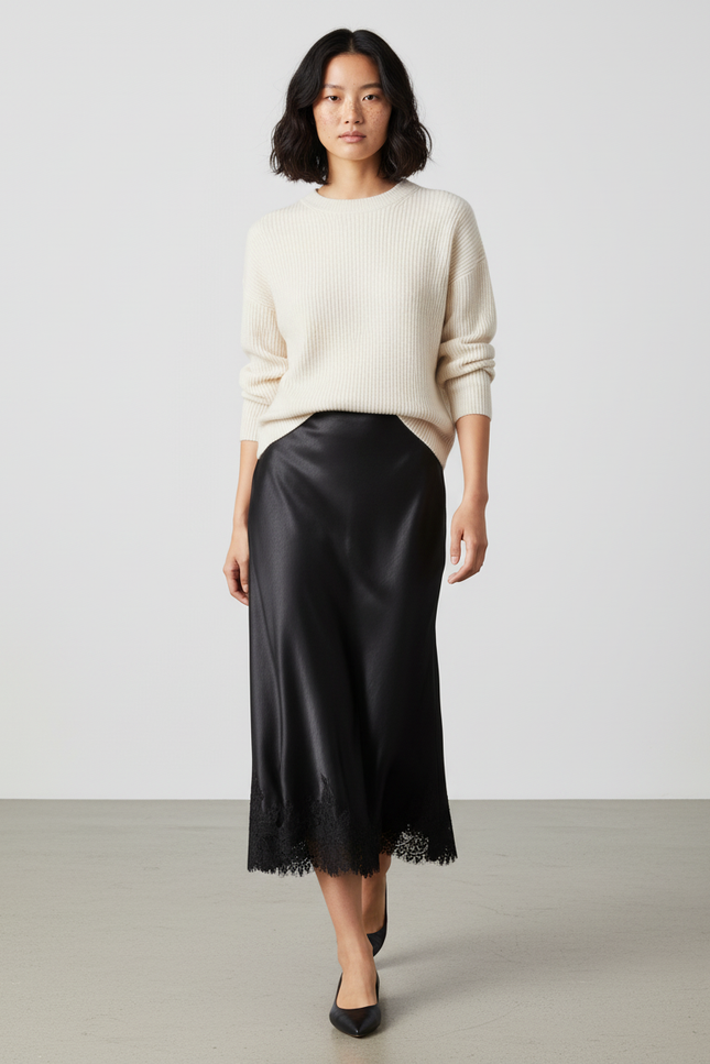 Jupe Longue Satin Noire Dentelle Élégante