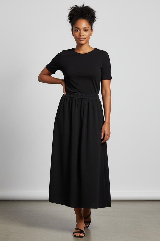 Jupe Longue Noire Évasée Chic Mode