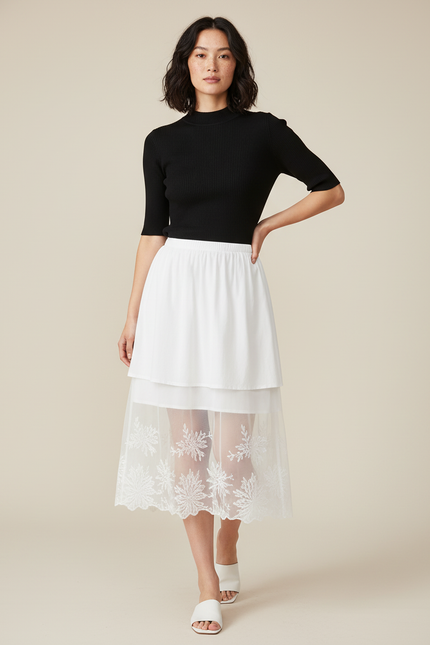 Jupe Longue Blanche Dentelle Élégante Mariage Chic