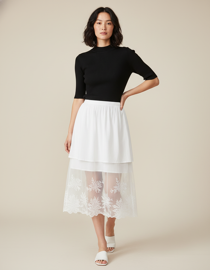 Jupe Longue Blanche Dentelle Élégante Mariage Chic