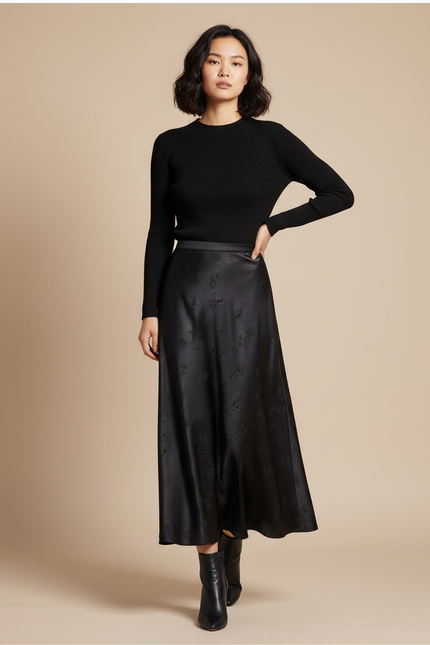 Jupe Longue Satin Jacquard Noire Élégante