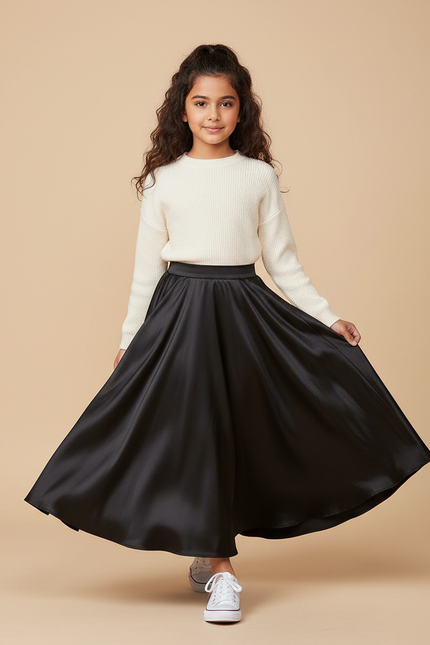 Jupe Longue Noire Satinée Fluide Chic Élégante