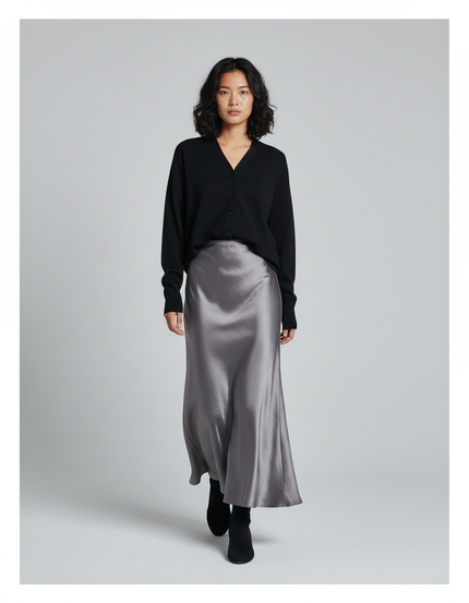 Jupe Longue Grise Satinée Élégante