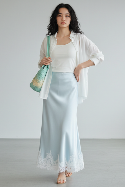 Jupe Longue Satin Dentelle Bleue Chic