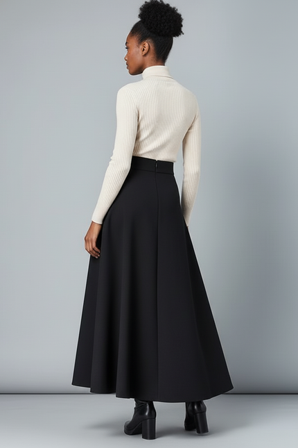 Jupe Longue Noire Évasée Élégante