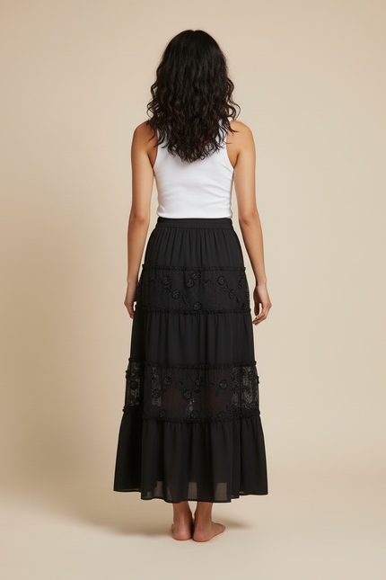 Jupe Longue Noire Brodée Élégante