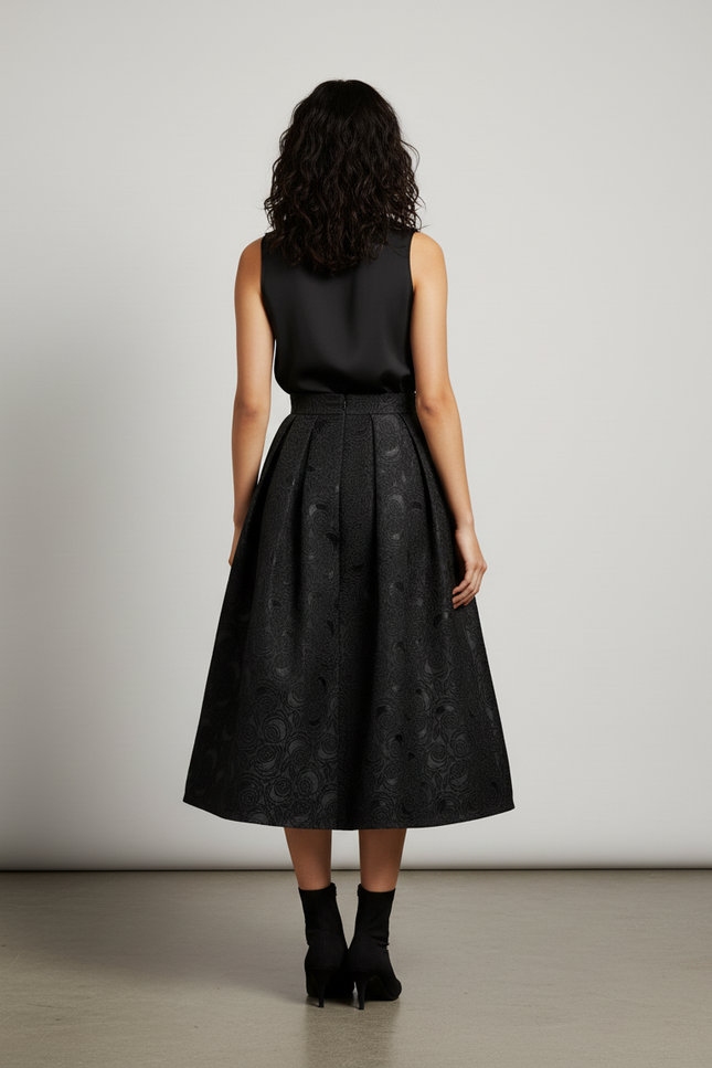 Jupe Longue Noire Motif Floral Élégante