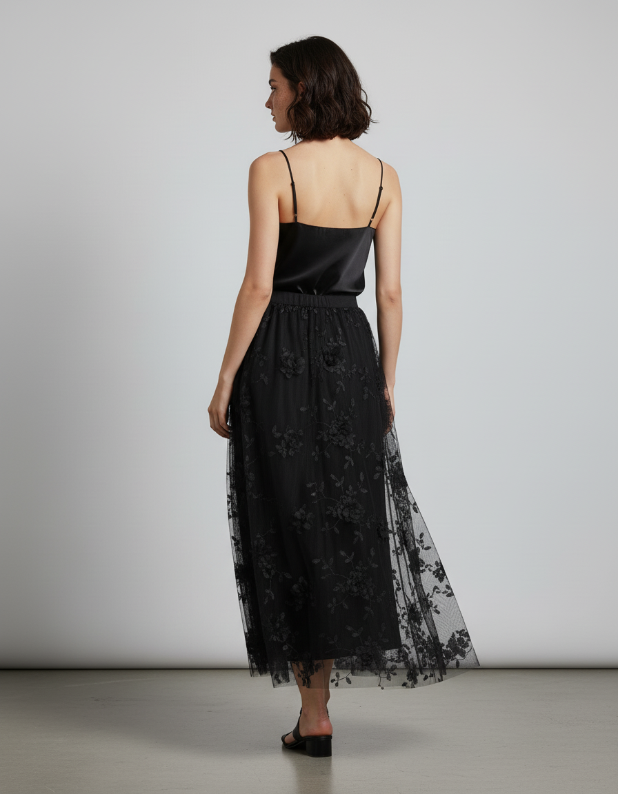 Jupe Longue Tulle Brodée Noire Élégante