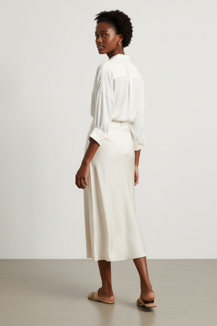 Jupe Longue Satin Crème Élégante