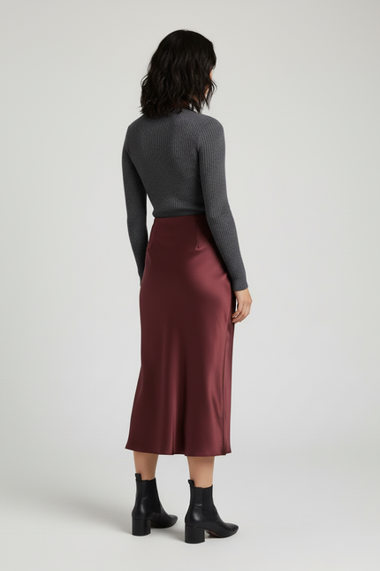 Jupe Longue Satinée Bordeaux Élégante