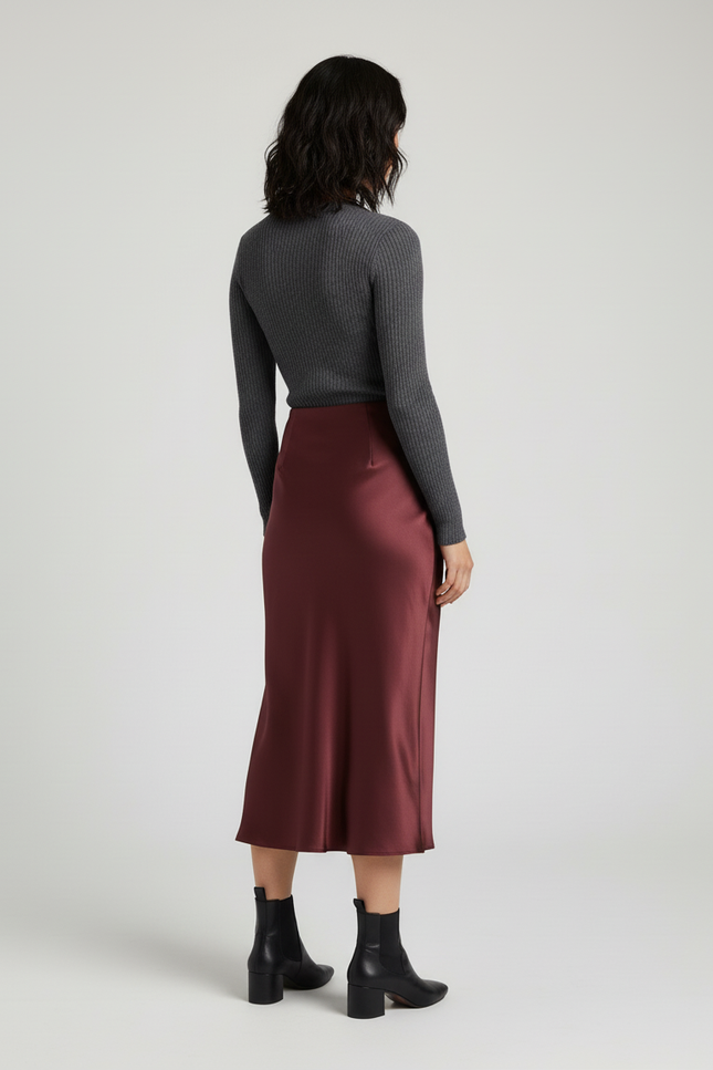 Jupe Longue Satinée Bordeaux Élégante