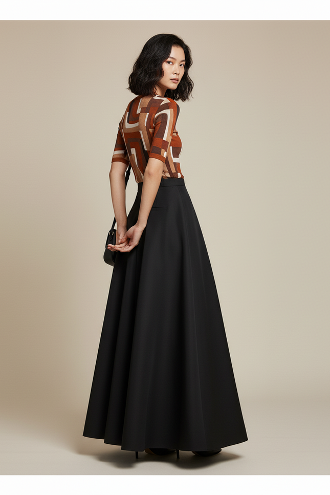 Jupe Longue Noire Satin Élégante