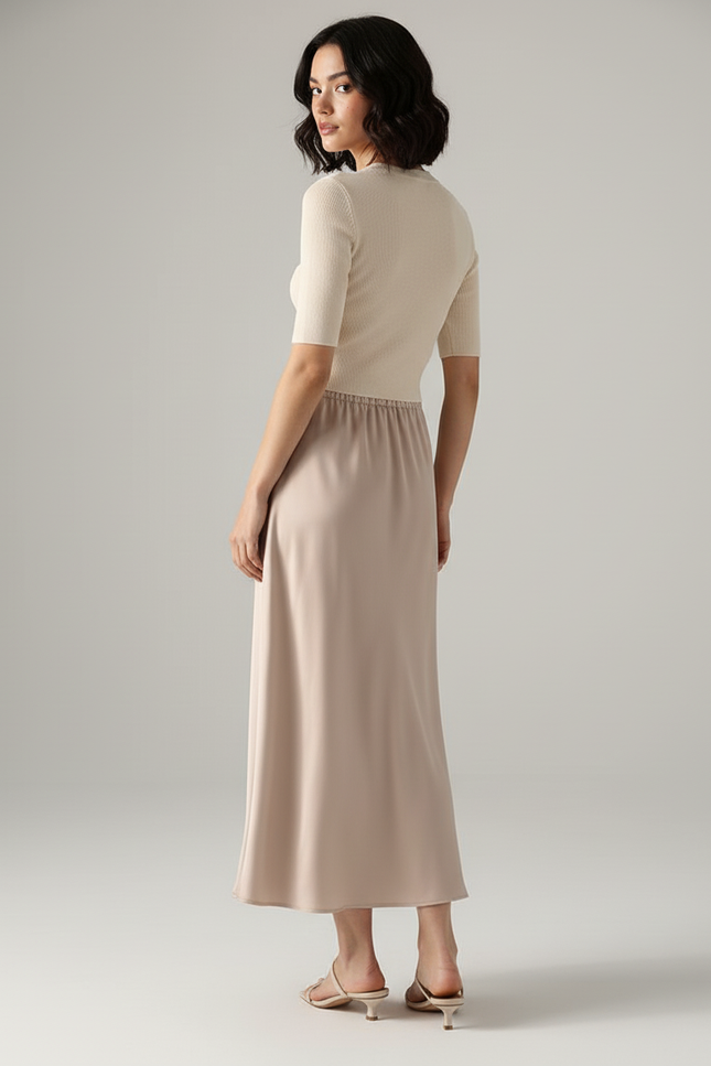 Jupe Longue Satin Beige Élégante Chic