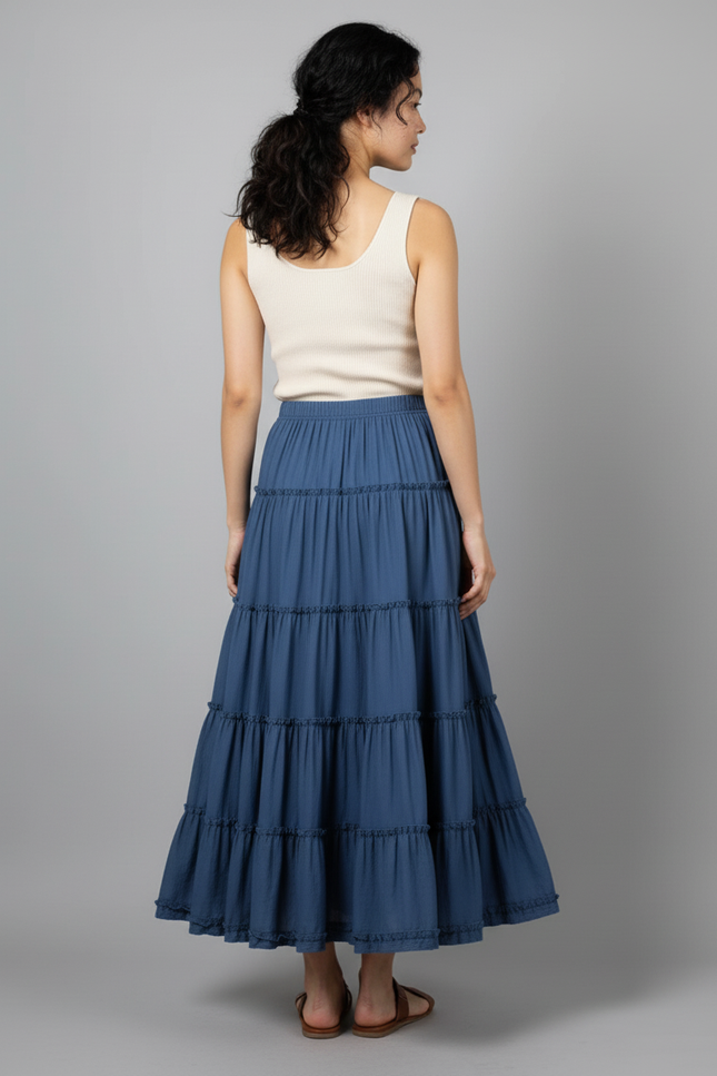 Jupe Longue Bleue À Volants Fluide