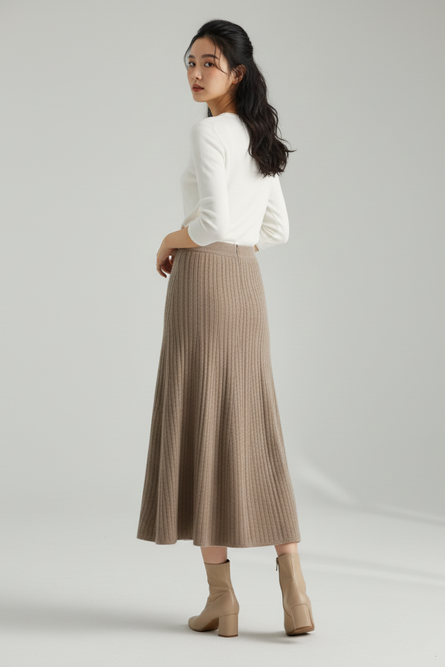 Jupe Longue Plissée Marron Élégante