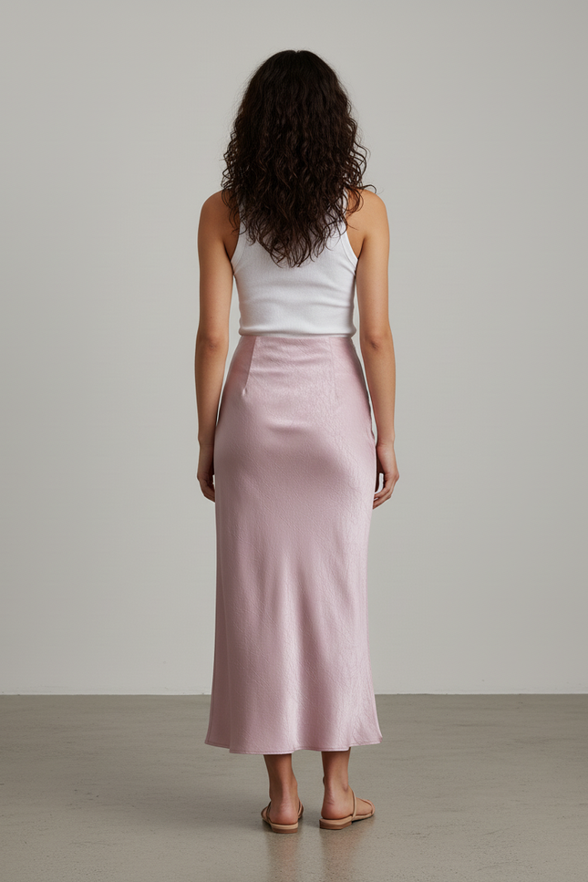 Jupe Longue Rose Poudré Satin Froissé Élégante