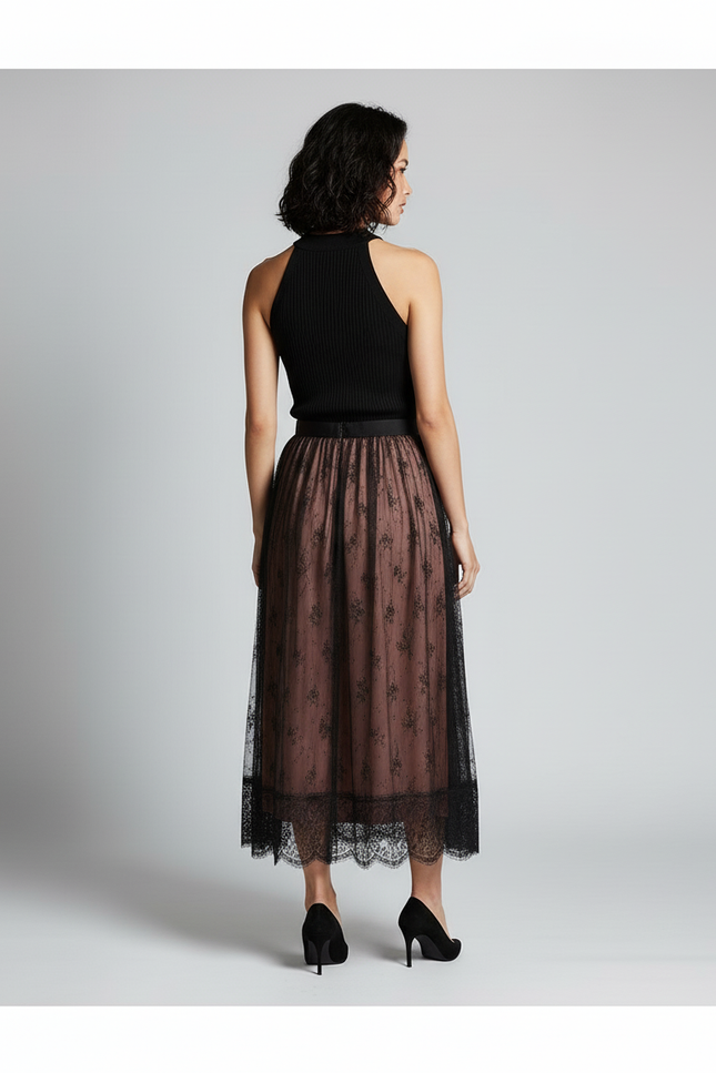 Jupe Longue Rose Dentelle Noire Élégante