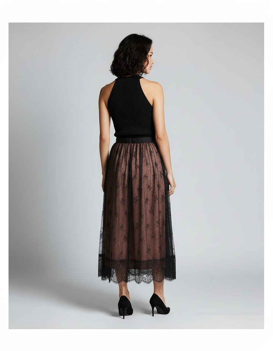 Jupe Longue Rose Dentelle Noire Élégante