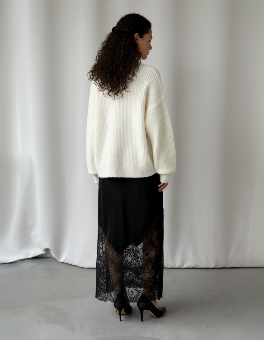 Jupe Longue Noire Dentelle Asymétrique Élégante