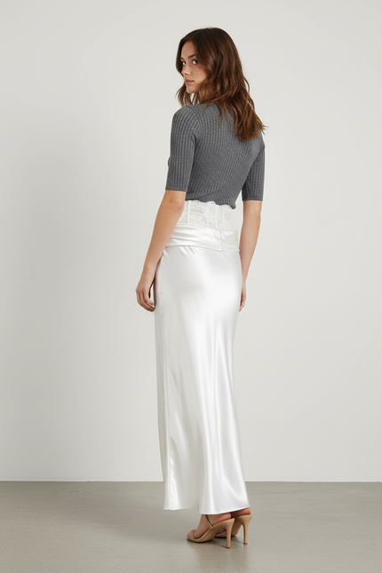 Jupe Longue Blanche Satinée Dentelle Élégante