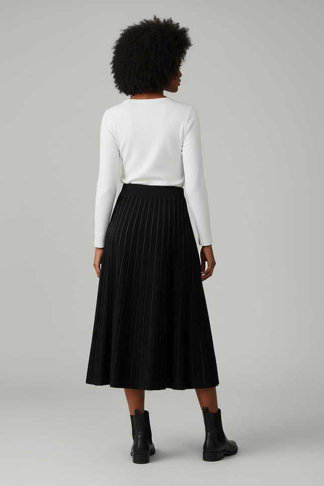 Jupe Longue Plissée Noire Brillante Chic